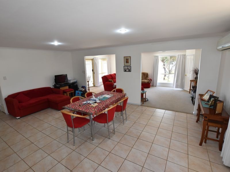 78 Canaipa Point Dve, Russell Island QLD 4184