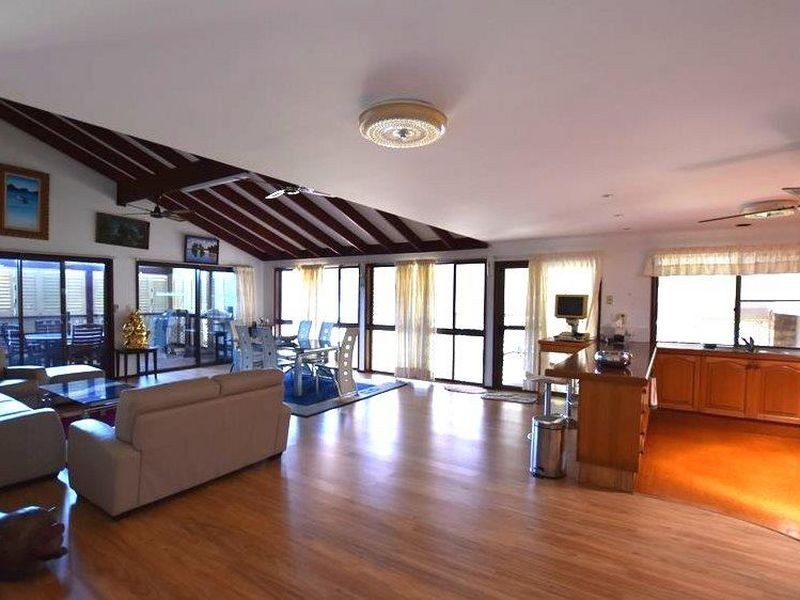 8 Bowning Street, Russell Island QLD 4184