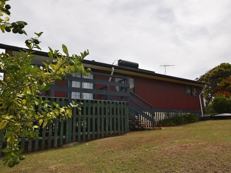 10 Pharlap Street, Russell Island QLD 4184