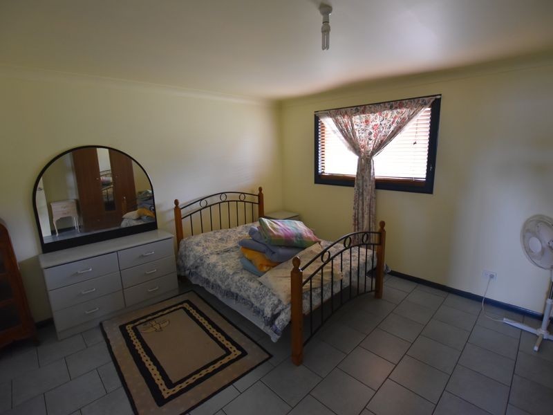 10 Pharlap Street, Russell Island QLD 4184