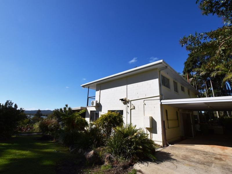 46-48 Skiff St, Russell Island QLD 4184