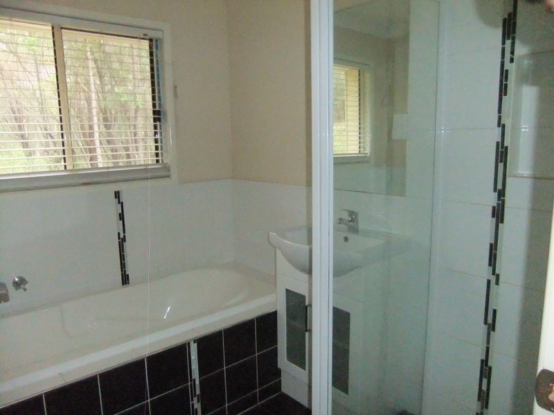 4 Benaud, Russell Island QLD 4184