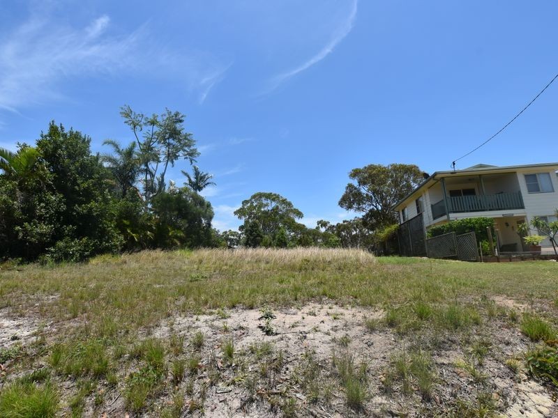 11 Naples Dve, Russell Island QLD 4184