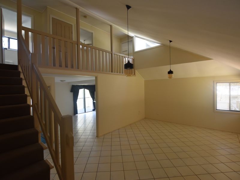 12 Regal Street, Russell Island QLD 4184