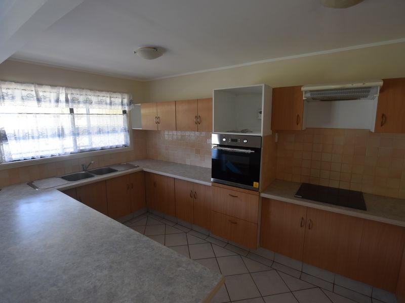 12 Regal Street, Russell Island QLD 4184