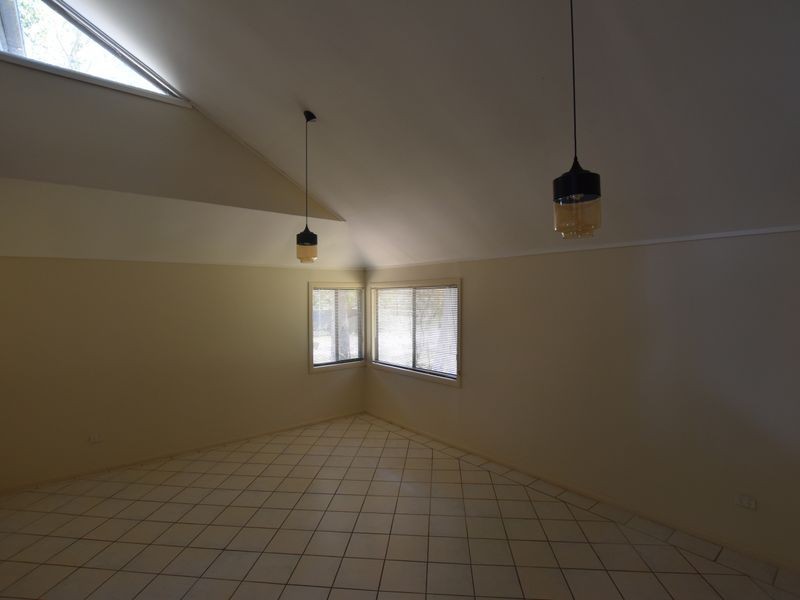 12 Regal Street, Russell Island QLD 4184