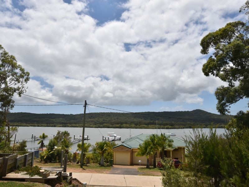 Russell Island QLD 4184