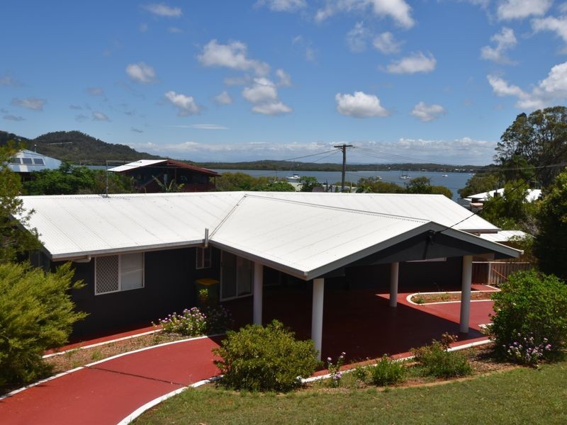 Russell Island QLD 4184