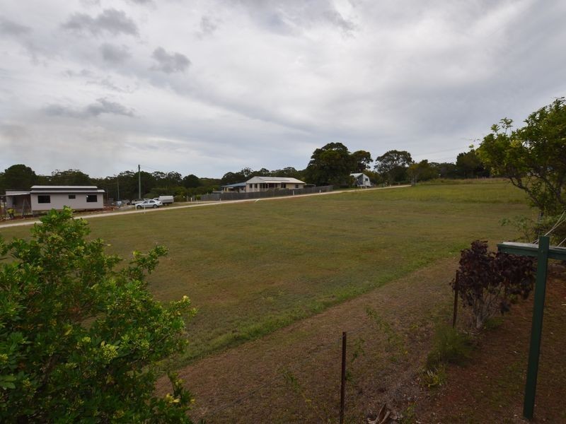 10 Pharlap St, Russell Island QLD 4184
