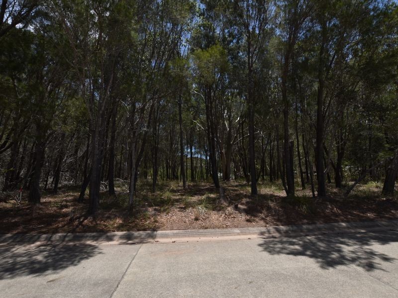 118 Wahine Dve, Russell Island QLD 4184