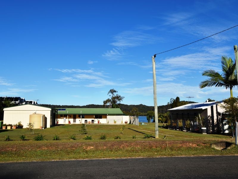51 Canaipa Point Drive, Russell Island QLD 4184