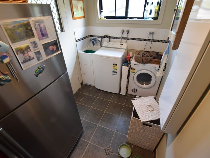 36 Darwallah Ave, Russell Island QLD 4184