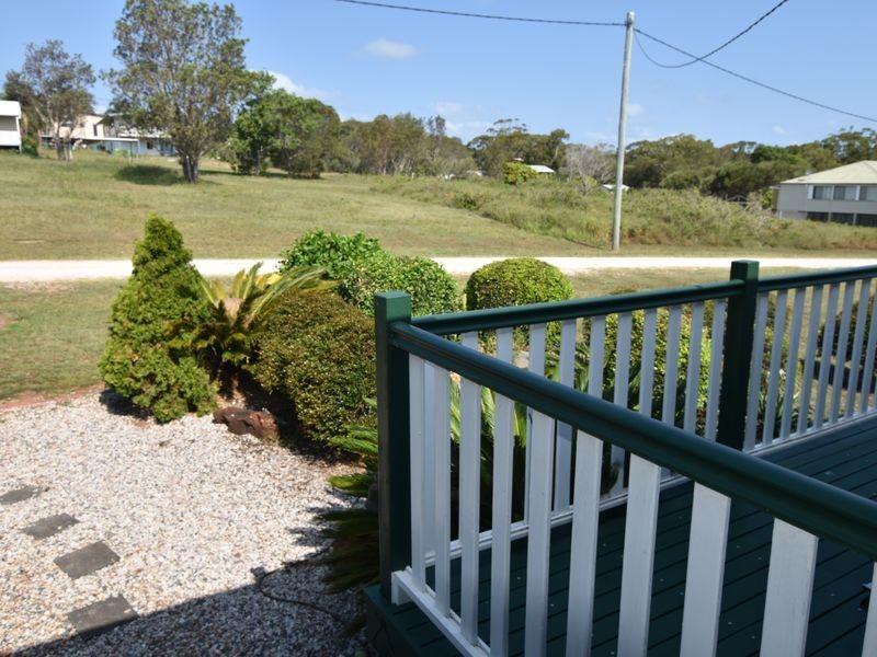 14 Acalypha, Russell Island QLD 4184