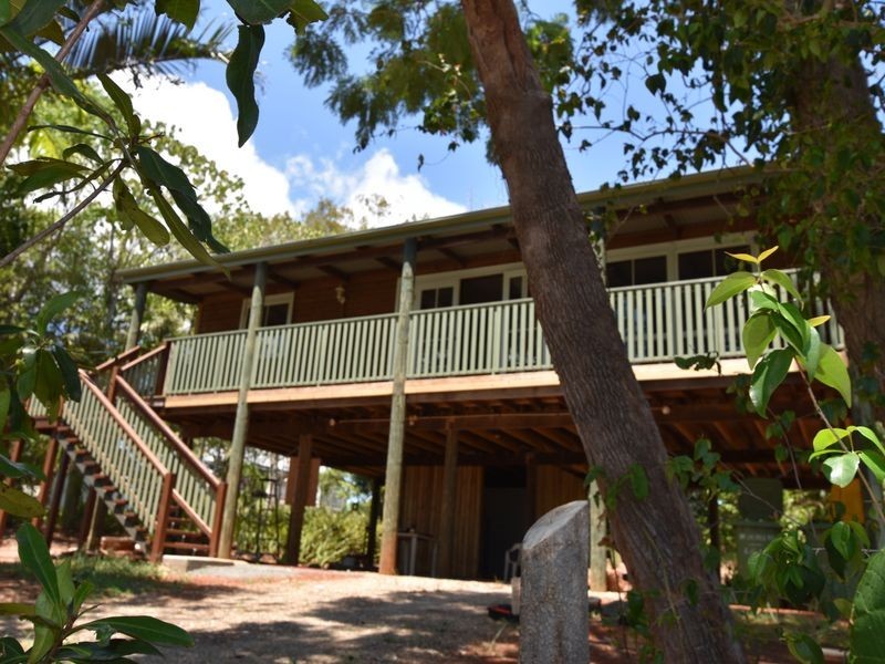 14 Laurel Street, Russell Island QLD 4184