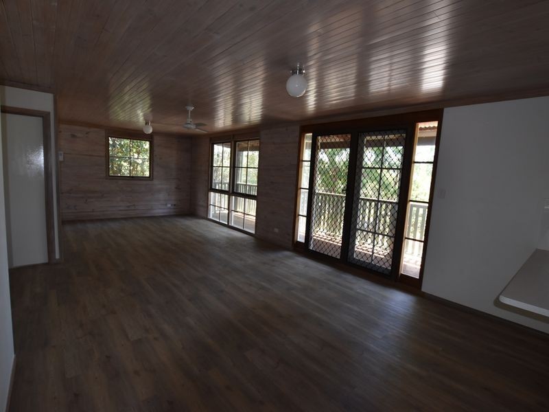 14 Laurel Street, Russell Island QLD 4184