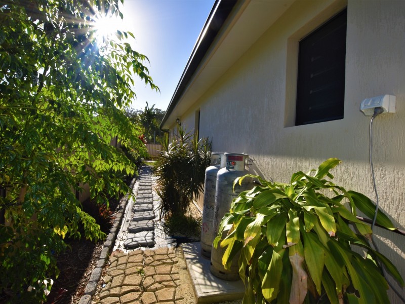 37 Judith Street, Russell Island QLD 4184