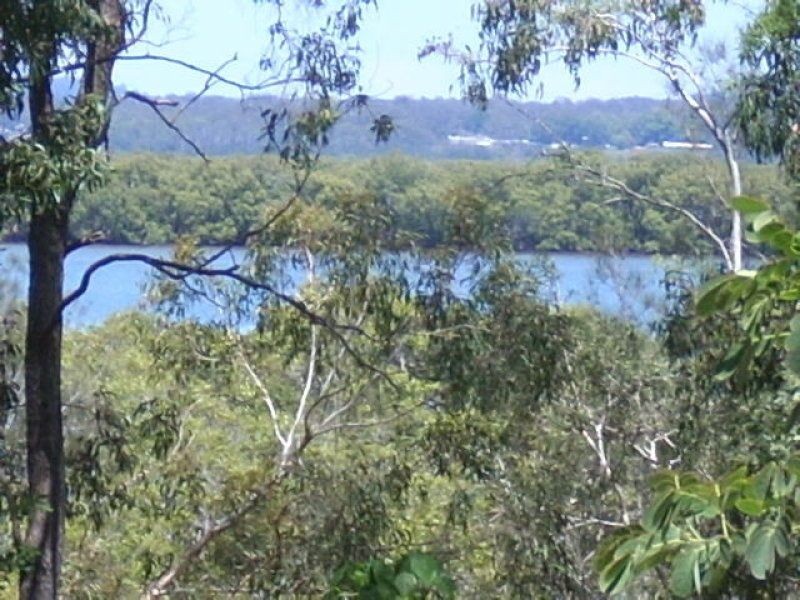 123 Laurel St, Russell Island QLD 4184