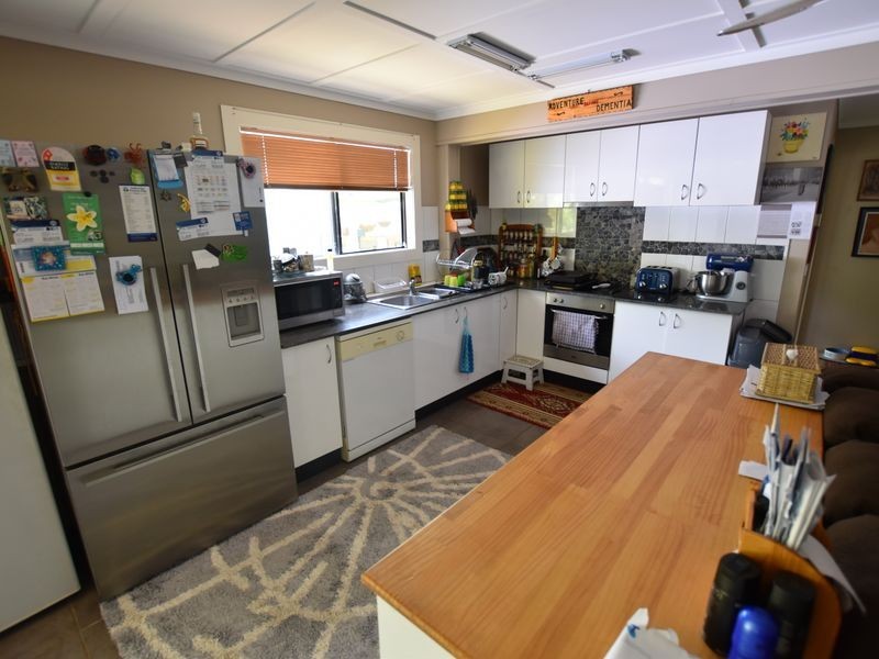 36 Canaipa Ridge Rd, Russell Island QLD 4184