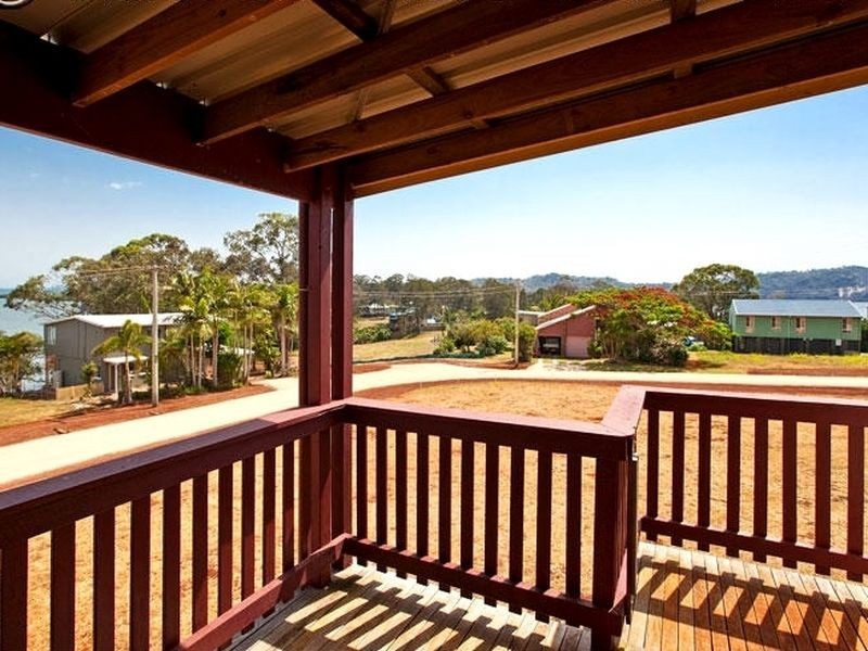6 Byron Street, Russell Island QLD 4184