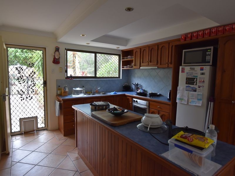 42 Cunningham Avenue, Russell Island QLD 4184