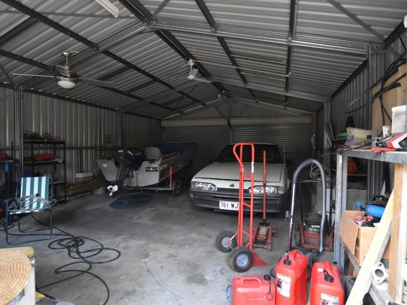 42 Cunningham Avenue, Russell Island QLD 4184