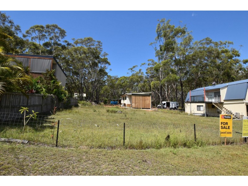 55 Darwallah Ave, Russell Island QLD 4184