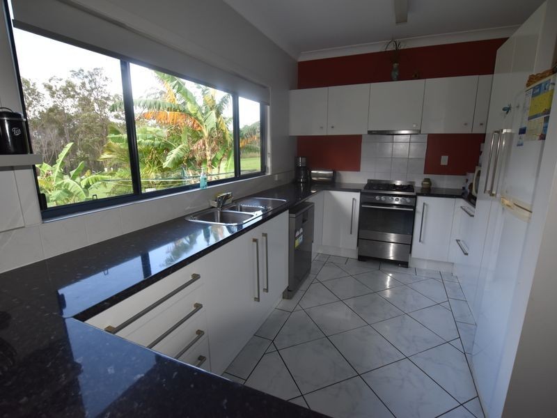 43 Catamaran, Russell Island QLD 4184
