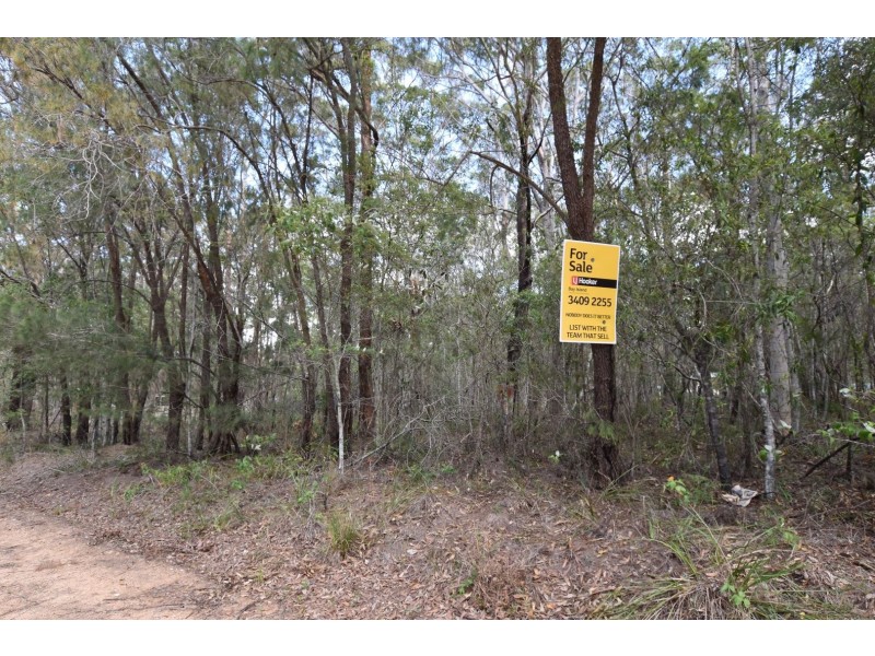 13 Forest Hill Rd, Russell Island QLD 4184