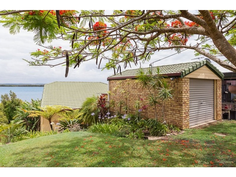 42 Mark Road, Russell Island QLD 4184