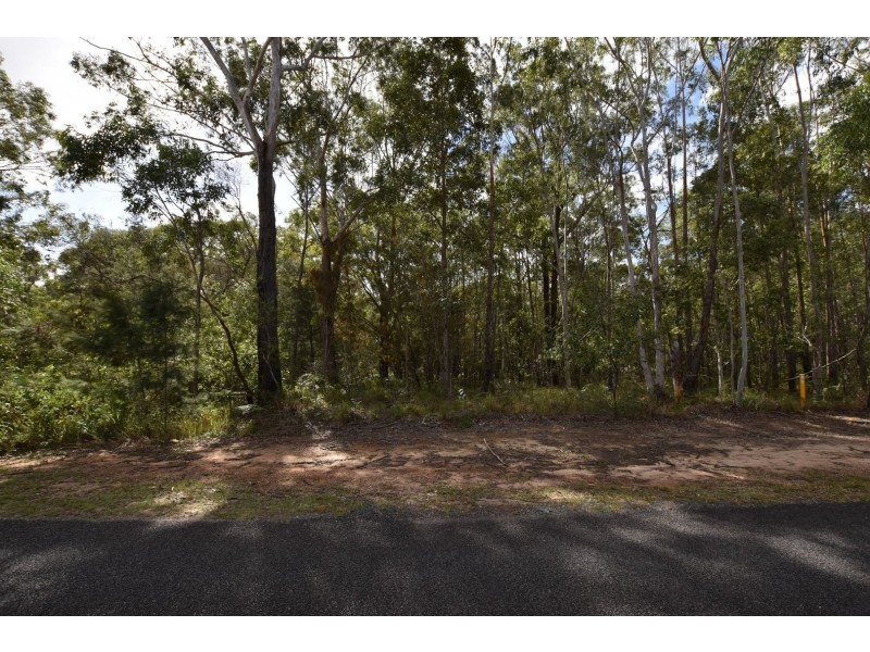 35 Kurrajong Rd, Russell Island QLD 4184
