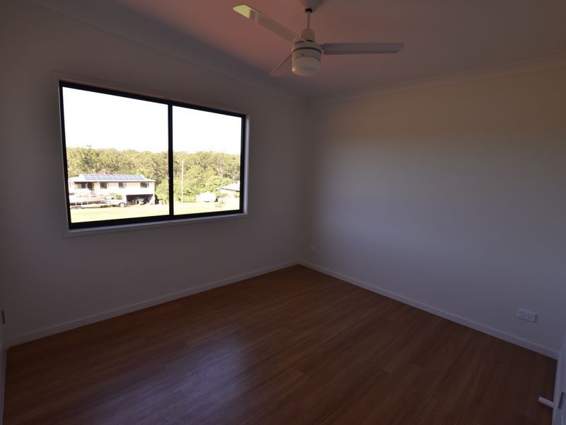 1 Elm St, Russell Island QLD 4184