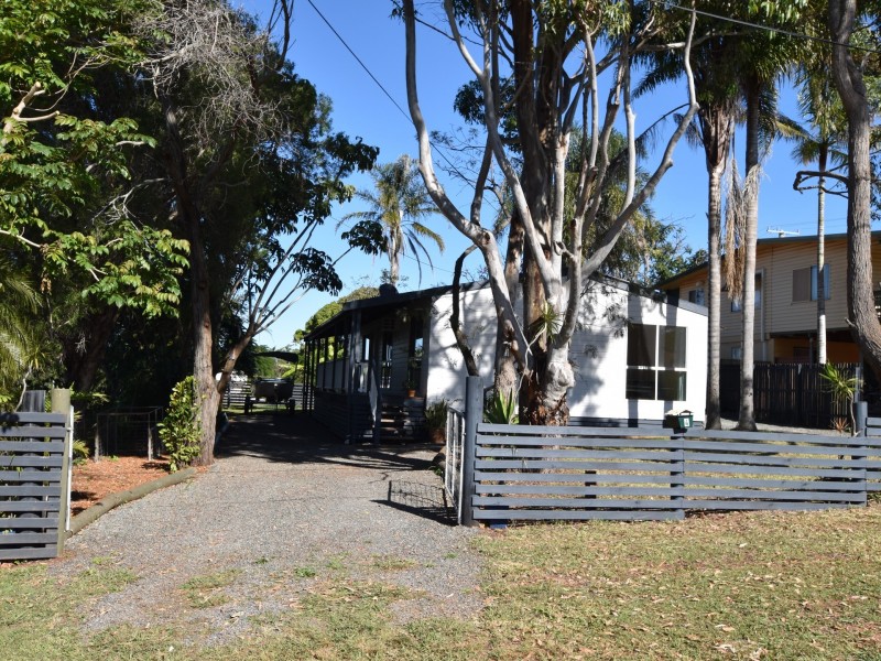 4 Pharlap Street, Russell Island QLD 4184