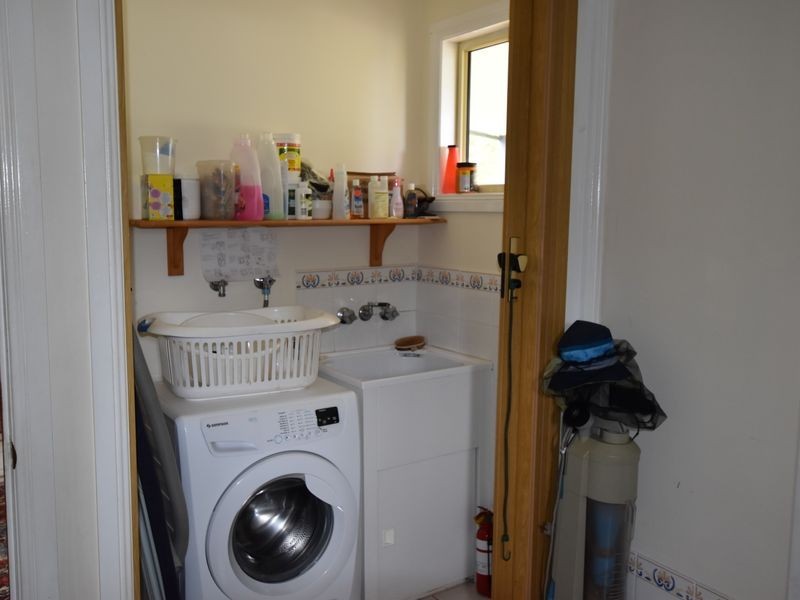 110 Laurel Street, Russell Island QLD 4184