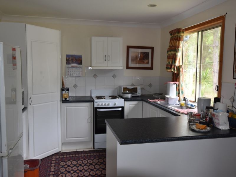 110 Laurel Street, Russell Island QLD 4184