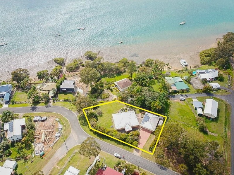 Russell Island QLD 4184