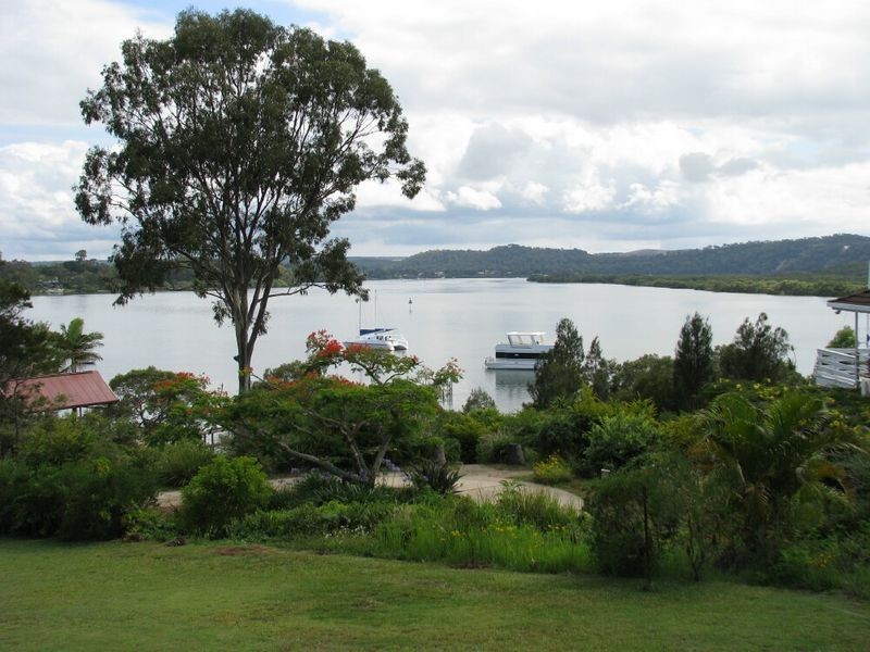 Russell Island QLD 4184