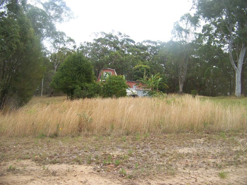 21 Leichhardt Tce, Russell Island QLD 4184
