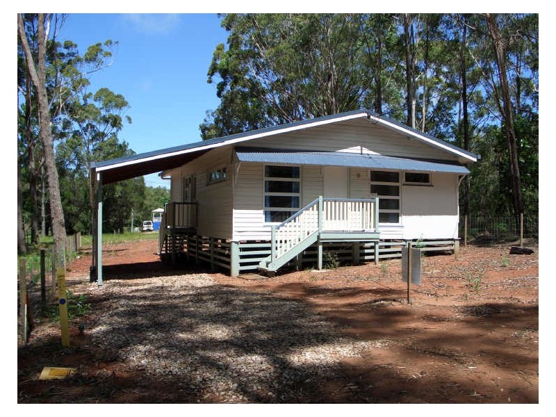 24 Meadstone Street, Russell Island QLD 4184
