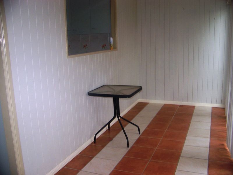 2 Rossi Ave, Russell Island QLD 4184