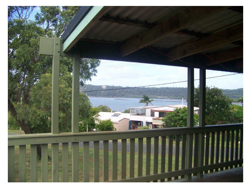 37 Canaipa Point Dve, Russell Island QLD 4184
