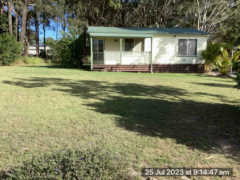 27 Leichhardt Terrace, Russell Island QLD 4184