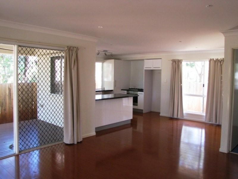 52 Vista Street, Russell Island QLD 4184