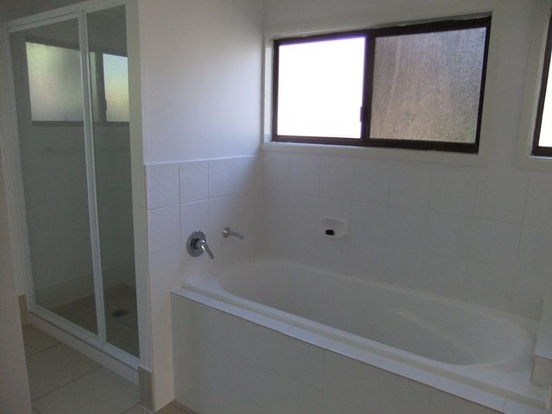 21-23 Kamar St, Russell Island QLD 4184