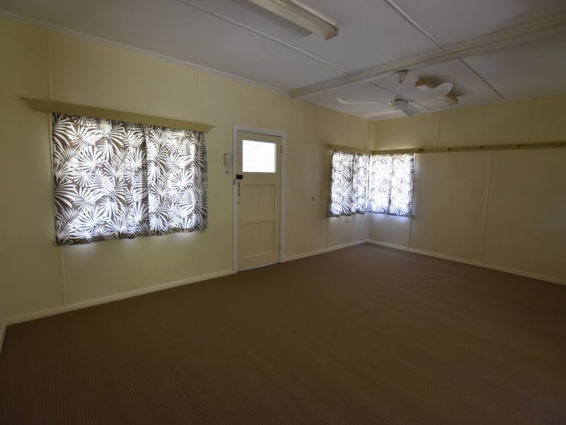 5 The Tor Walk, Russell Island QLD 4184