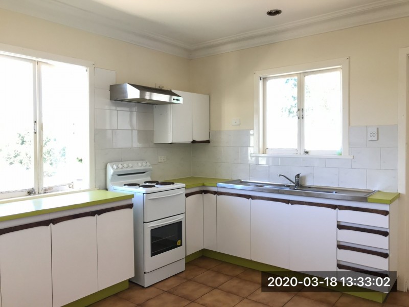 27 Zephyr St, Russell Island QLD 4184