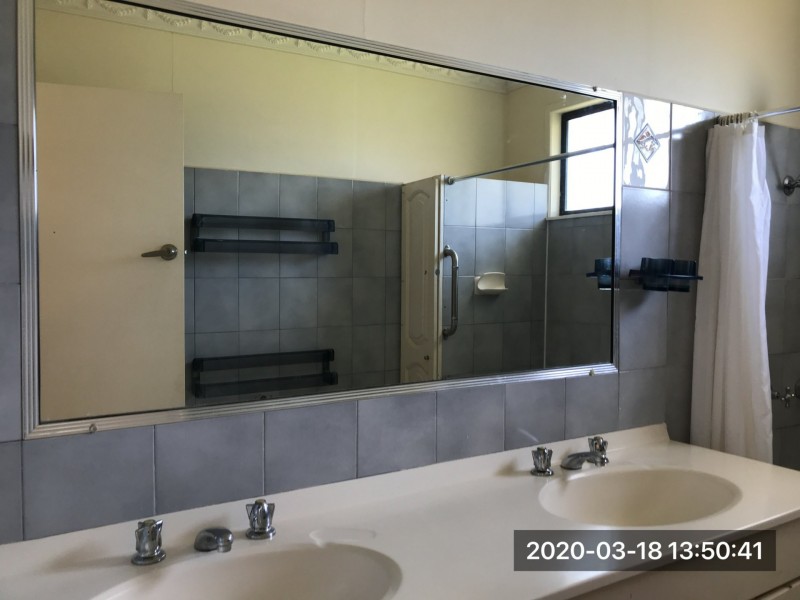 27 Zephyr St, Russell Island QLD 4184