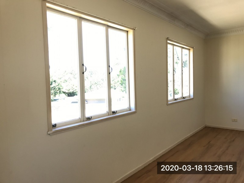 27 Zephyr St, Russell Island QLD 4184