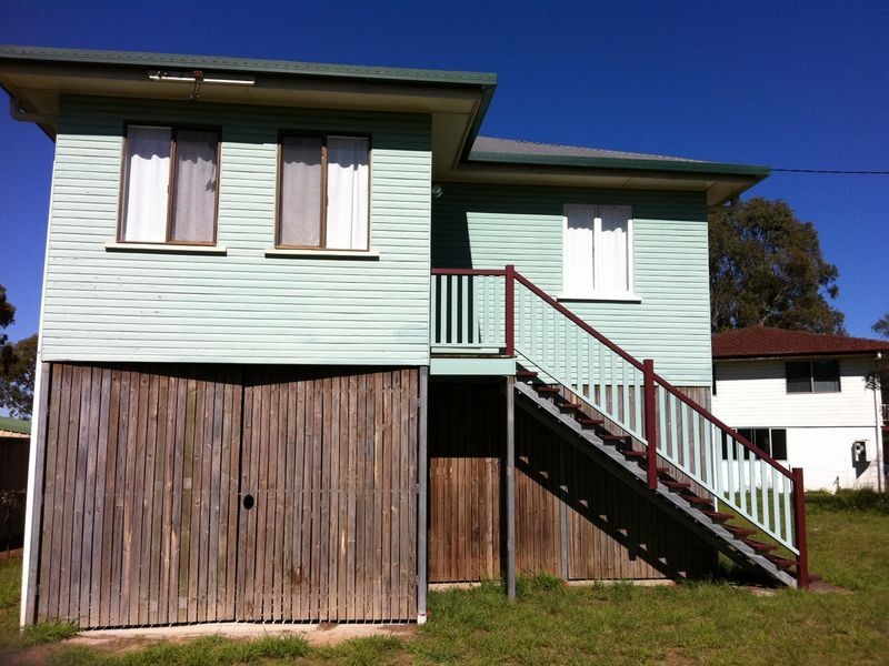 27 Zephyr St, Russell Island QLD 4184