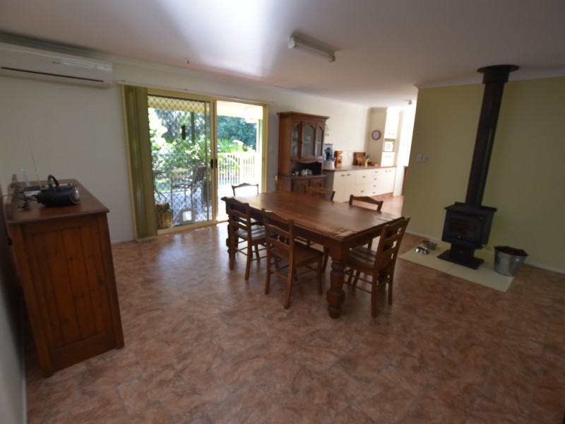 19 Kurrajong Road, Russell Island QLD 4184