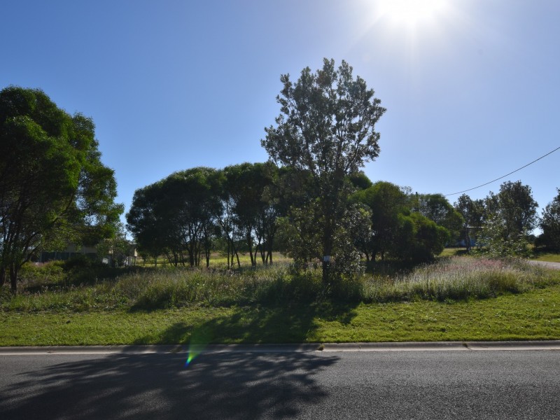 19 Waratah Street, Russell Island QLD 4184